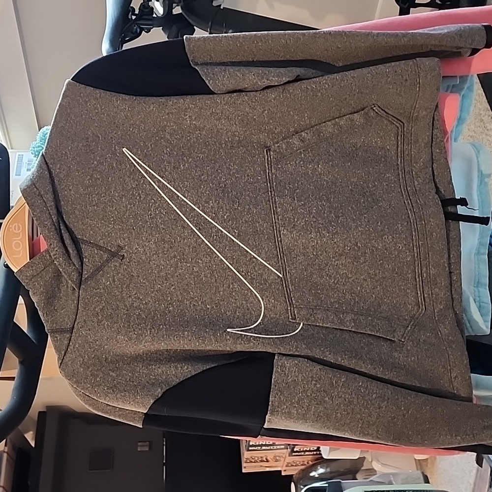 Nike black and grey girls pullover